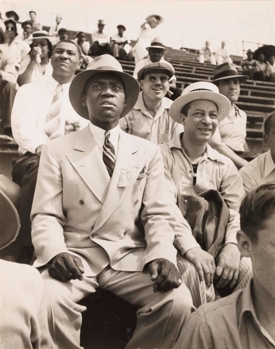 Lucien Aigner, Bill Robinson at a Baseball Game in Harlem, 1936